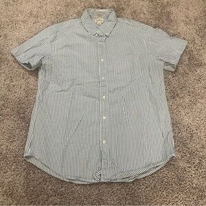 {J.Crew} Men’s Seersucker Short Sleeve Button Down Top